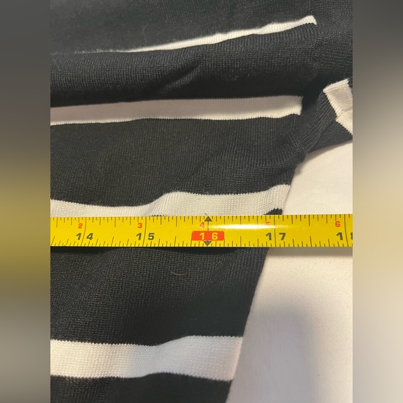 WHBM Women’s Black & White Striped 3/4 Sleeve Knit Sweater Tunic Dress Size M - Picture 10 of 13